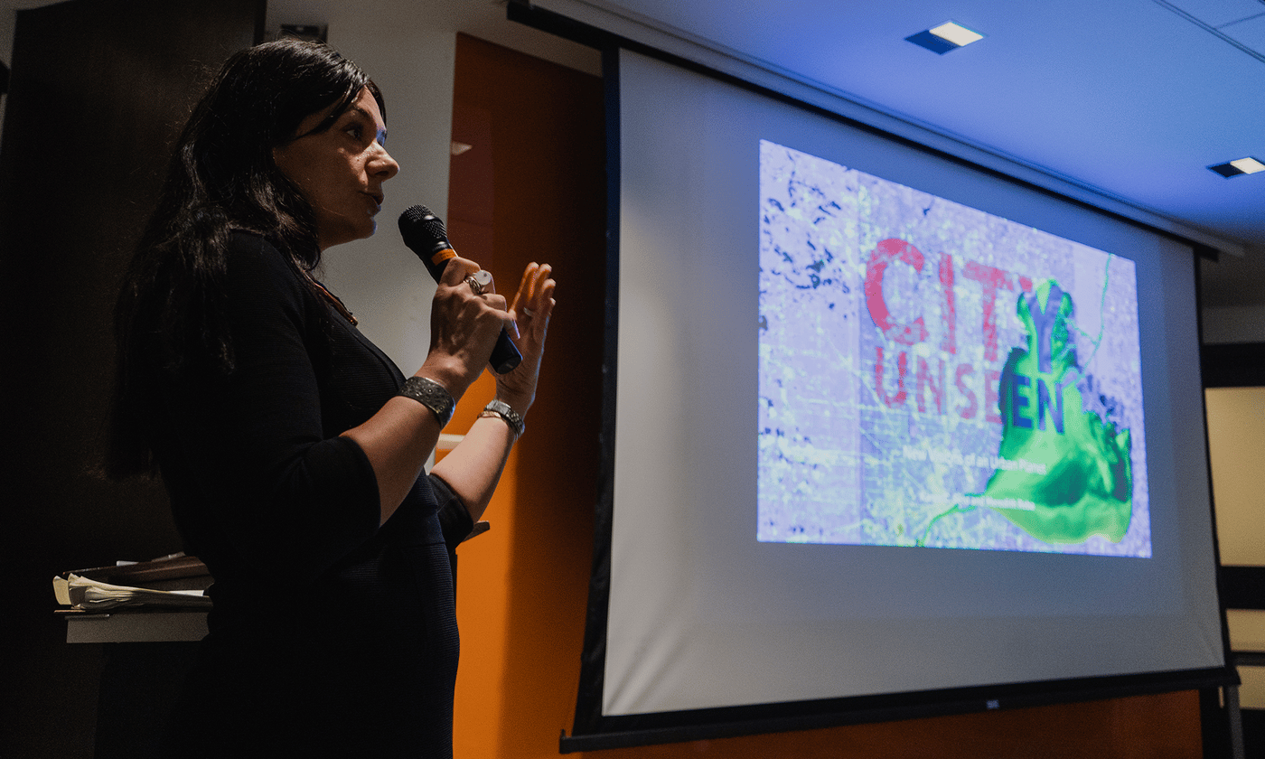 city unseen 14 speaker.png