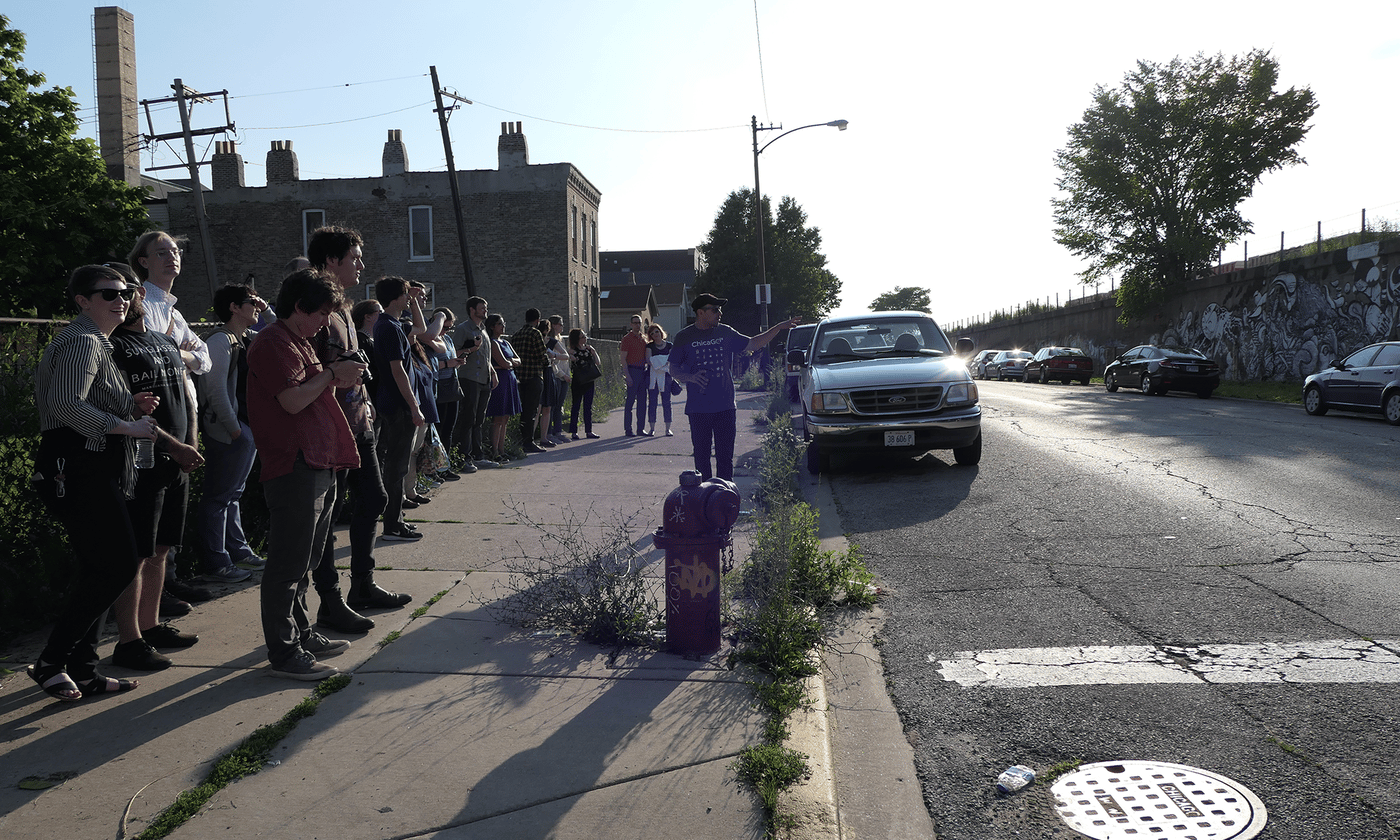 pilsen murals audience wideshot 2.png
